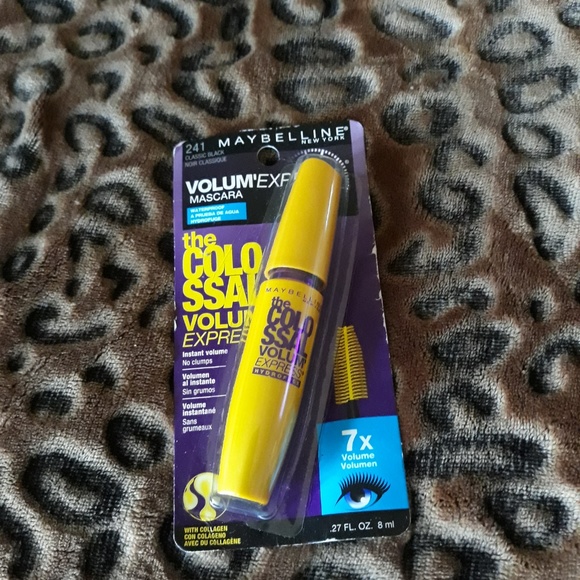 Mascara - Picture 2 of 3